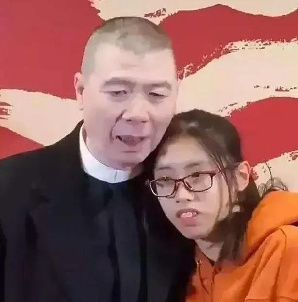 徐朵导演短片《微光》入围北影节短片单元 - 相关图片