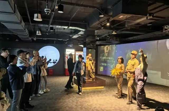 长影旧址博物馆推出经典影片NPC互动演出 - 现场图